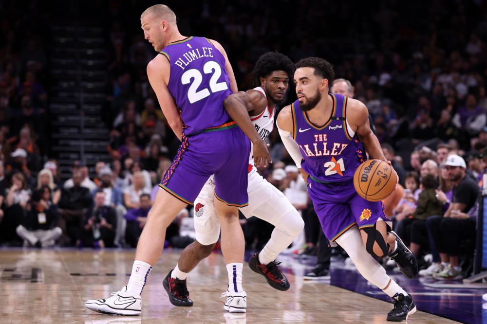 他们继续展 他们继续展