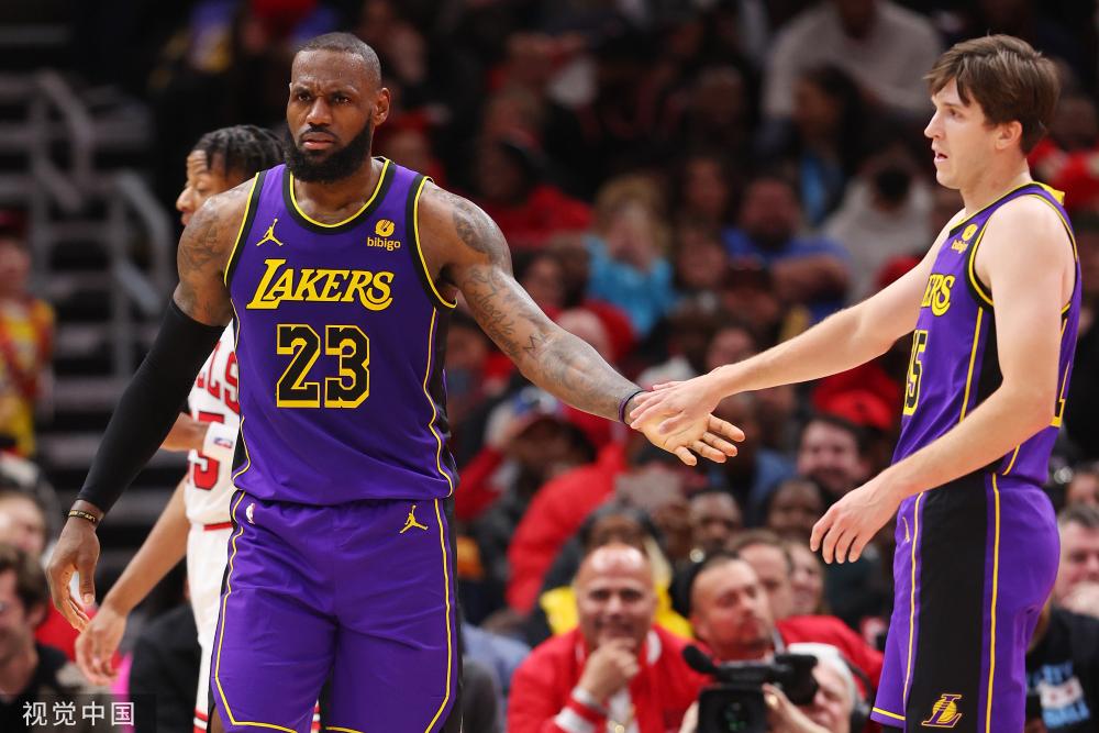 示了他的创 示了他的创